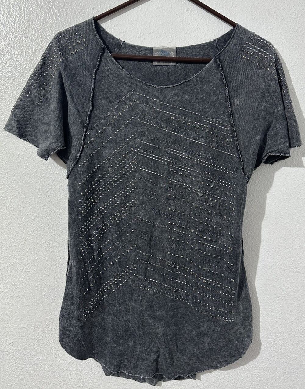 Vocal Womens Size Small Gray Mineral Wash Raw Edge Chevron Shirt Rhinestone Stud
